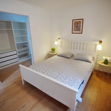 Apartman Casa Maria L Steps From Arena Pula